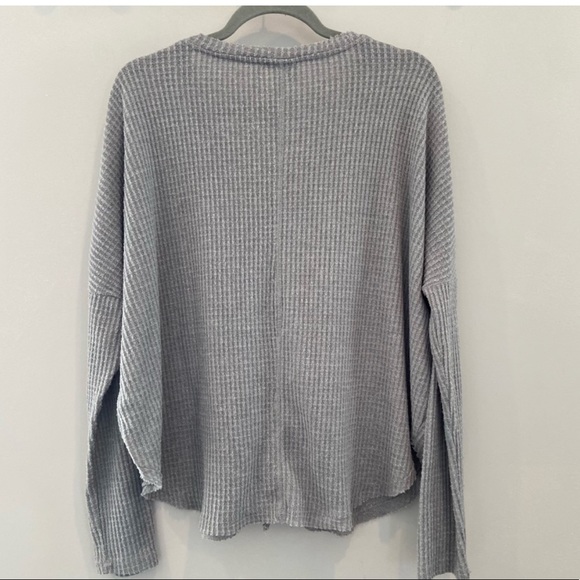 Urban Outfitters Out From Under JoJo Oversized Button Up Knit Top S/M - Picture 3 of 4